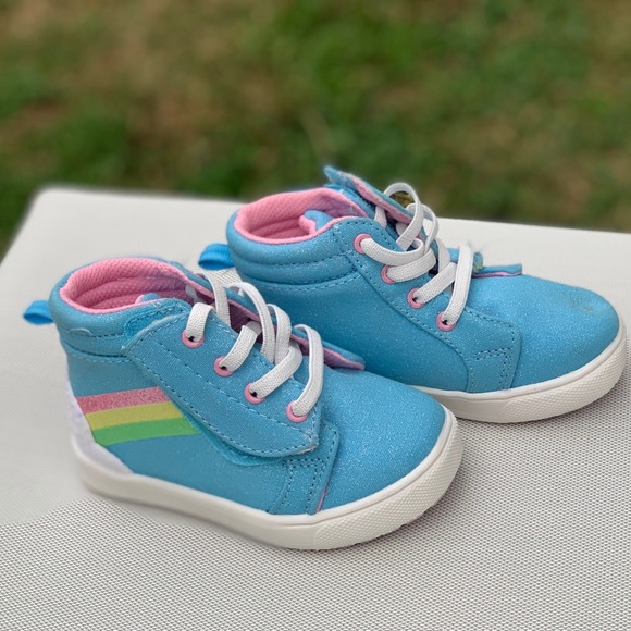 Infant Girls Rainbow High-Top Sneaker Baby Shoes - Picture 3 of 4